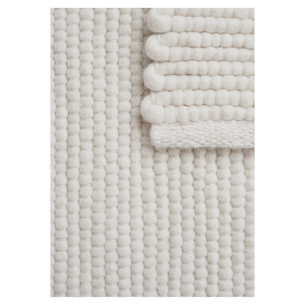 Linie Design - AGNER Teppich White