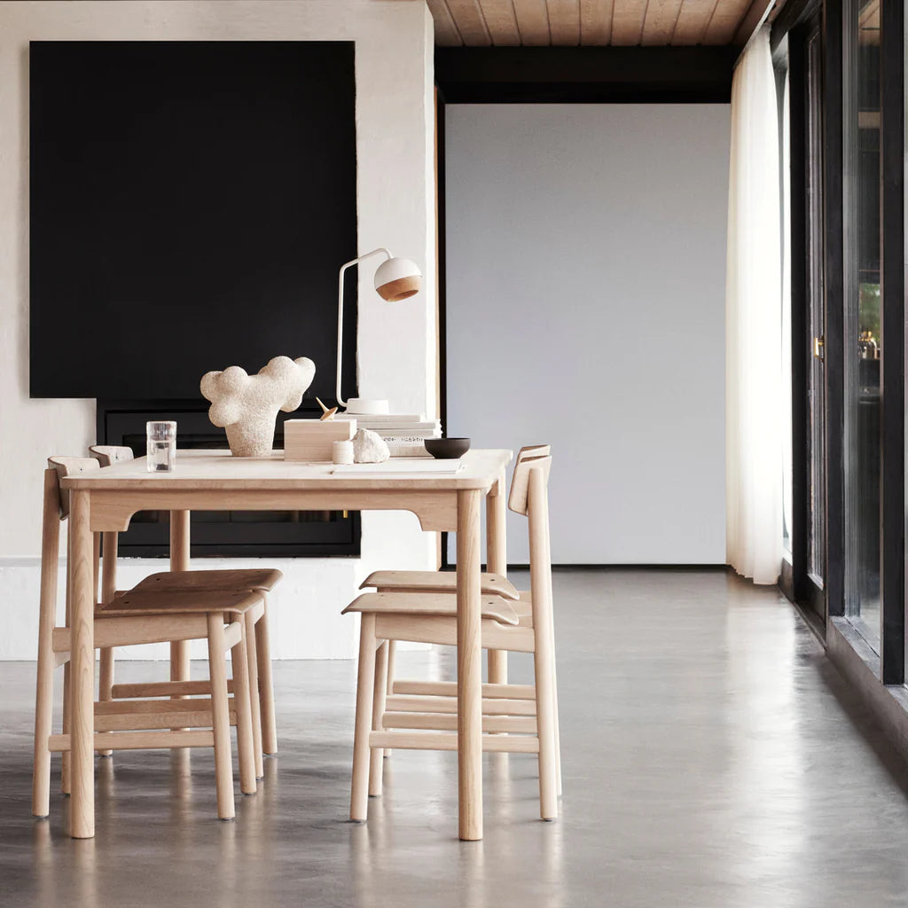 Mater - Armlehnstuhl Conscious Chair 3162 Helles Eichenholz