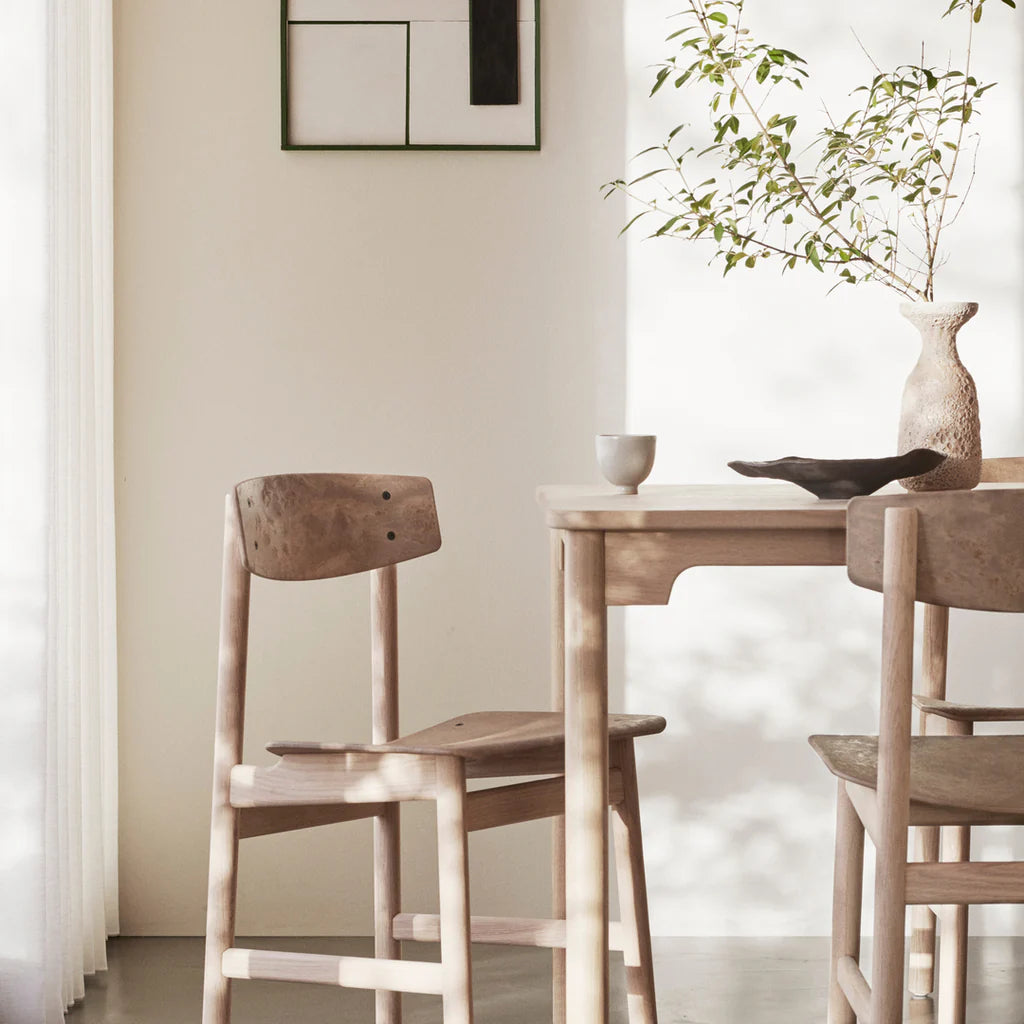 Mater - Armlehnstuhl Conscious Chair 3162 Helles Eichenholz
