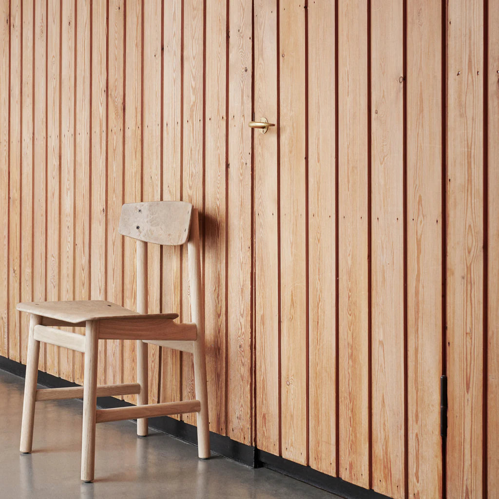 Mater - Armlehnstuhl Conscious Chair 3162 Helles Eichenholz